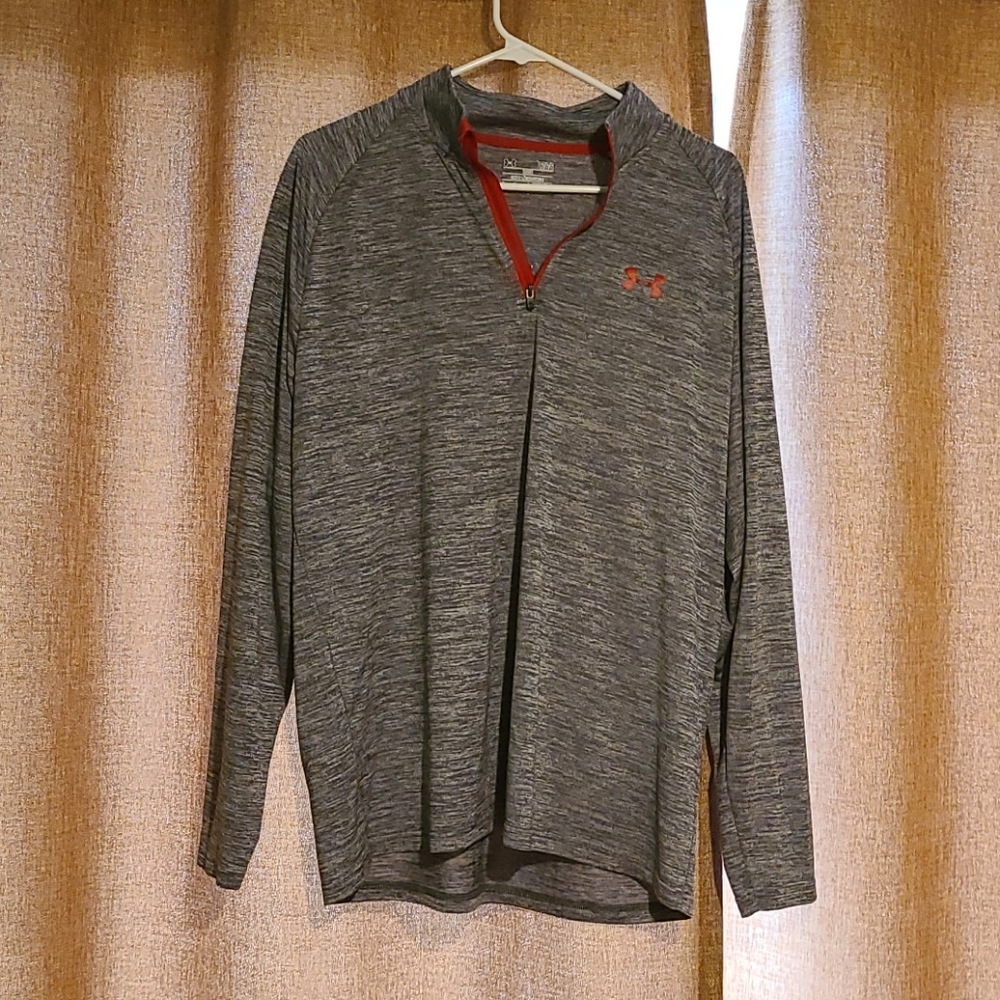 Men's large Under Armour  long sleeve top